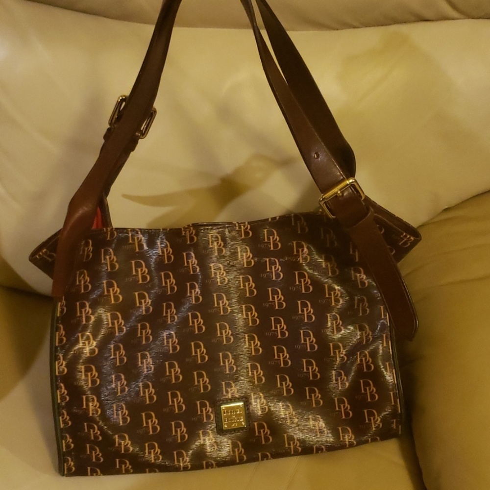 Dooney & Bourke Sutton Hampshire